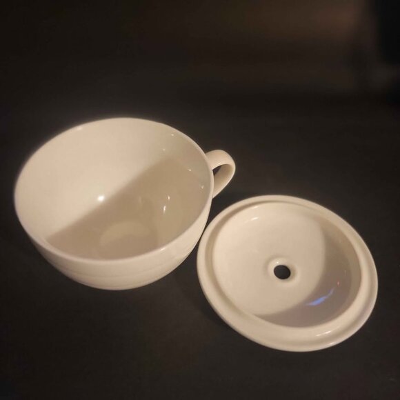 Tea Forté Cafe Cup In White Porcelain - Picture 2 of 7